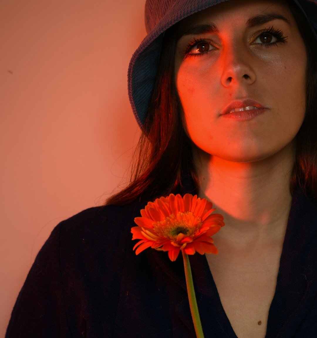 Portrait of a Uruguayan female entertainment editor